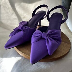 Purple Women's Heels size 39 kitten heel with bow